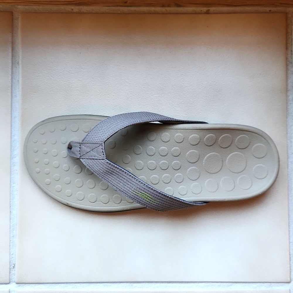 New Orthaheel Wave Sandals, Unisex, Men's 8, Women's 9, Khaki